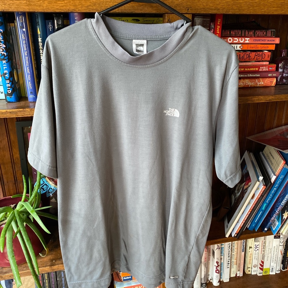 Northface tee